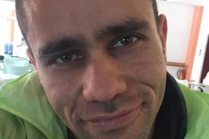 Αναβρασμός-στα-Χανιά-για-τη-δολοφονία-του-36χρονου-Αντώνη-–-Νέα-διαμαρτυρία-στο-λιμάνι-της-Σούδας