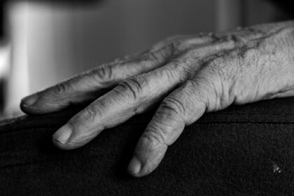 Βόλος:-Σοκαριστικό-περιστατικό-σε-κουζίνα-ζευγαριού-–-“Έχεις-γ@@@@@-θα-σε…”