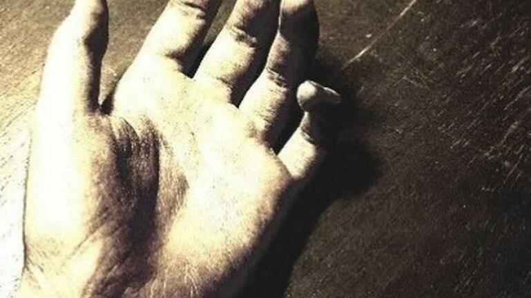 Δραματικό-τέλος-για-κηπουρό-σε-βίλα-–-Η-τραγική-ειρωνεία-με-τον-35χρονο-γιο-του