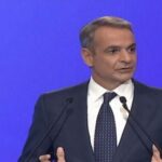 Τι-είναι-ο-“κουμπαράς”-που-εξήγγειλε-ο-Μητσοτάκης-–-Πώς-θα-μπορεί-ένα-παιδί-στα-18-να-έχει-60.000-ευρώ